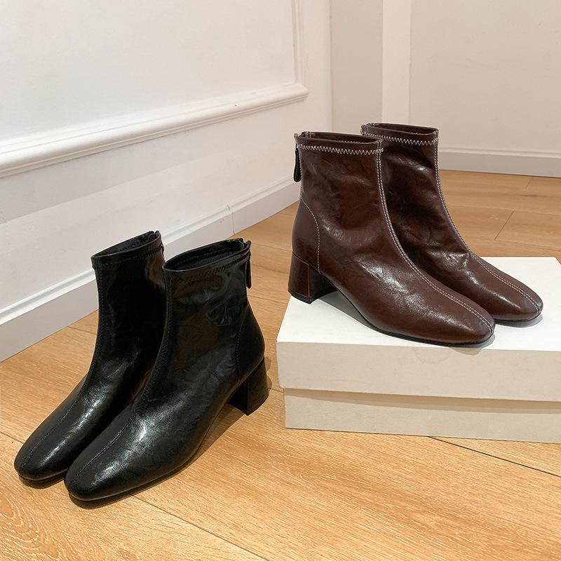 Autumn and winter new soft leather French square head thin boots women's versatile Korean thick high heel bare boots Martin boots retro short boots