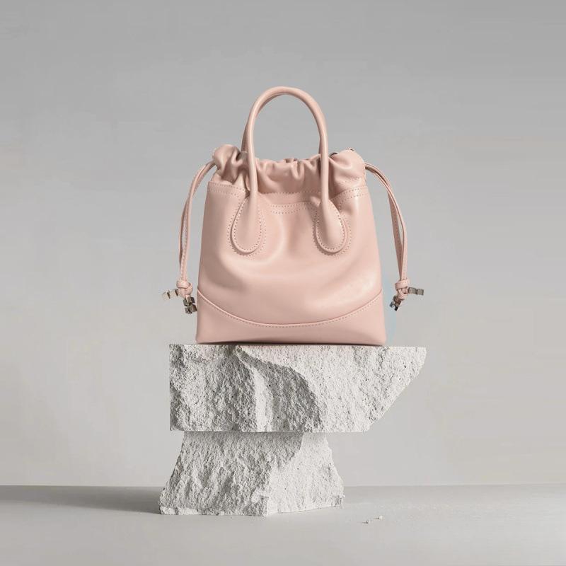 Casual Large-capacity Commuter Shoulder Bag Soft Cowhide Tote Texture Leather Messenger Bag