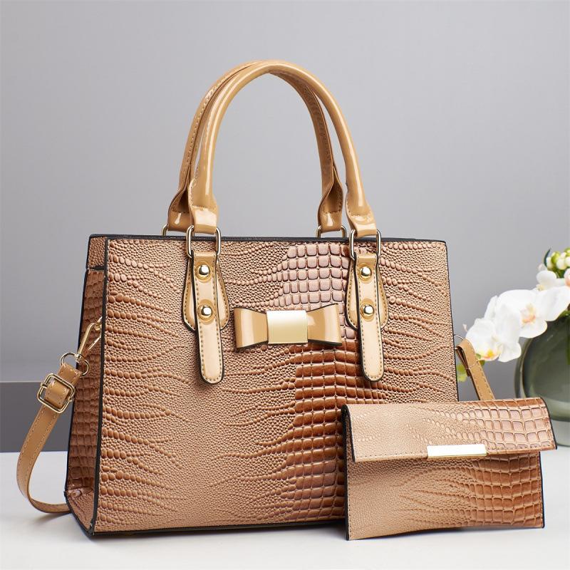 Handbag European and American Atmospheric Styling Child and Mother Bag Crocodile Pattern Fashion Shoulder Bag Two-piece Set