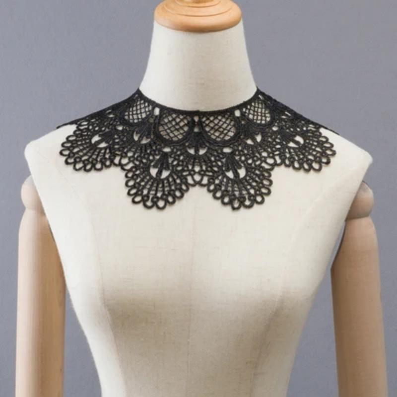 New Hand Crochet Product Fake Neckline Collar Hollow Tulle Lace Fabric Shawl Vest Shoulder Female Decorative Lace Fabric