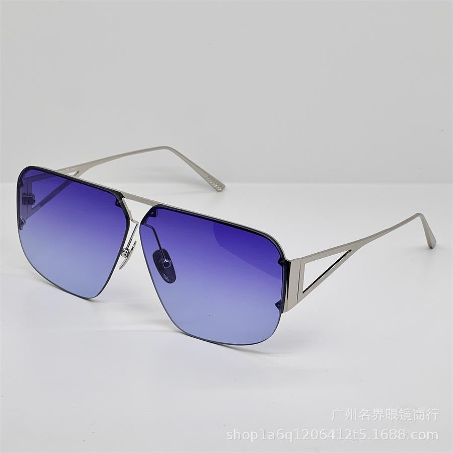 

High-quality translucent brown sunglasses for women, stylish large-frame internet celebrity style, fashionable sunglasses for big faces1065 Gradual Blue（without Bo