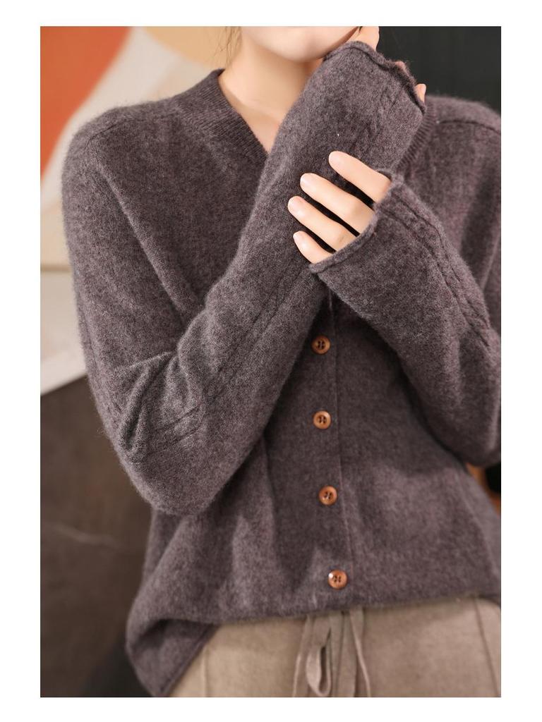 2024 Women's Loose V-Neck Pure Wool Knit Cardigan - Autumn/Winter Plus Size French Style Outerwear
