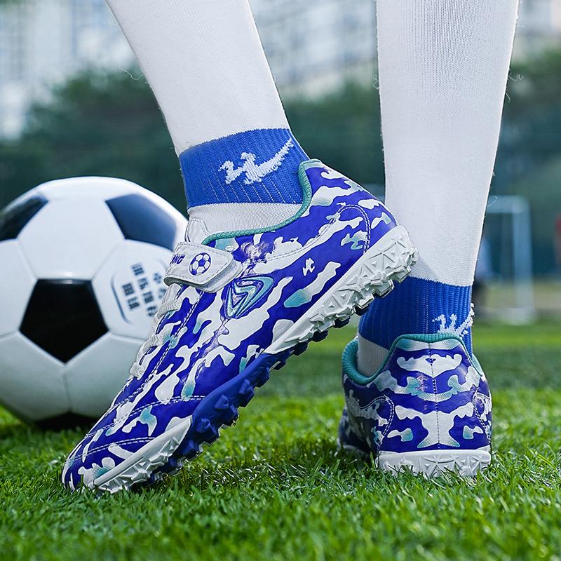 Kid's Football Boots Rubber Soft Soled Outdoor Youth Football Shoes Boys and Girls Competition Professional Training Football Shoes
