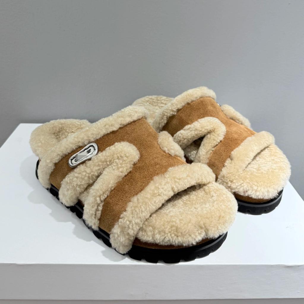 2025 autumn and winter retro Boken wool shoes women's new outer wear plush thick-soled plush warm cotton shoes half slippers women