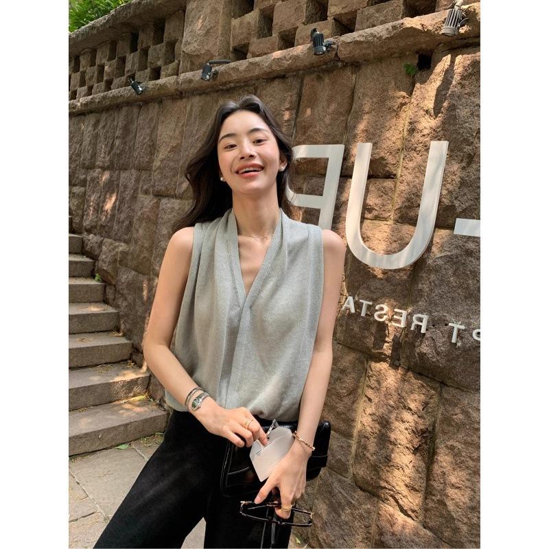 Hong Kong style retro high-end brown V-neck linen knitted vest women's summer thin outer wear sleeveless temperament top