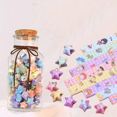 540 ks farebných papierových prúžkov na origami hviezdy Urob si svoje remeslá Jednoduché skladanie Obojstranný papier na origami v žiarivých farbách Dekorácia Lucky Star