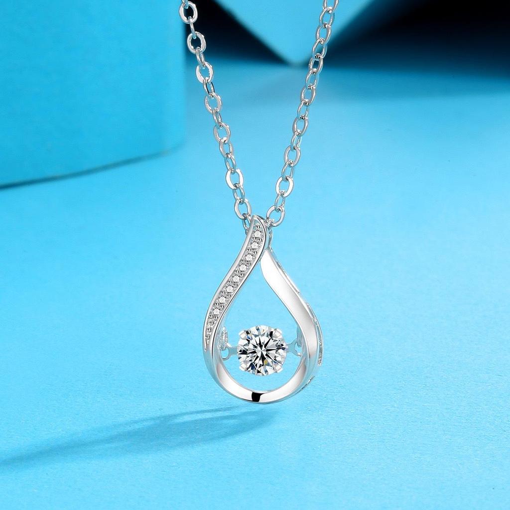 Elegant Water Drop Zircon Pendant Necklace with 1 Carat Korean Style Moissanite Diamond