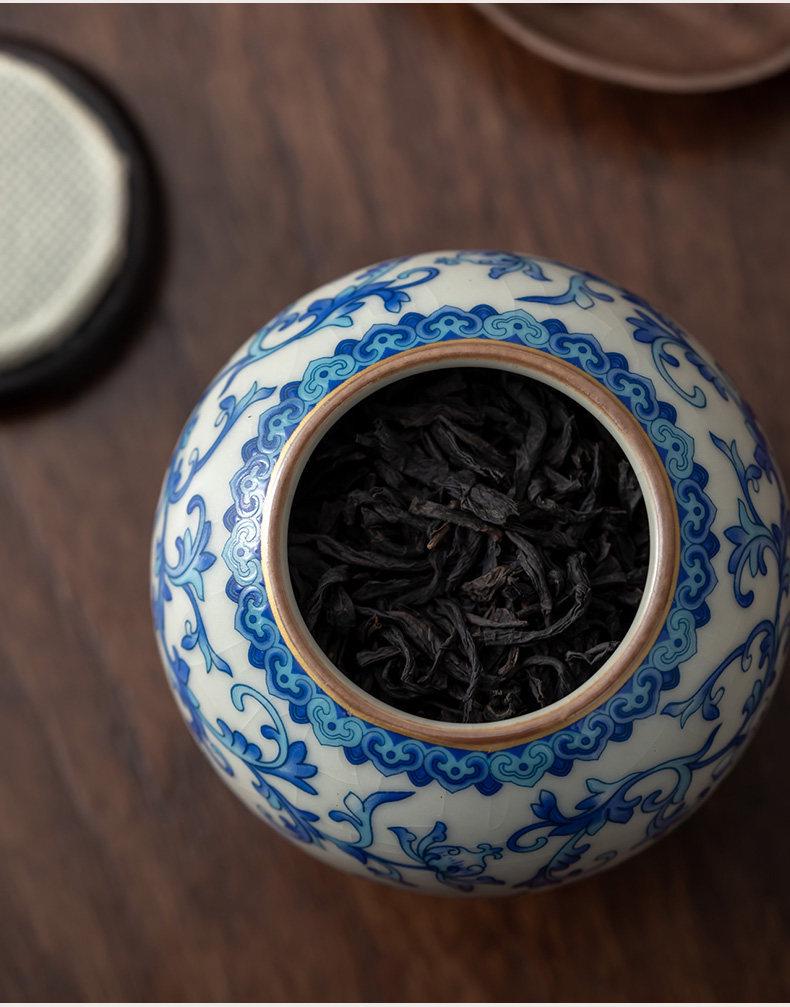 Portable Small Ceramic Tea Canister - Moisture-Proof & Sealed for Freshness, Chinese Style