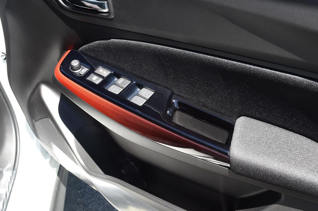 SecondStage Suzuki Swift Sport ZC33S PWSW Panel for vehicles without door trim panels (Door Switch) (Piano Black, S036BLK)