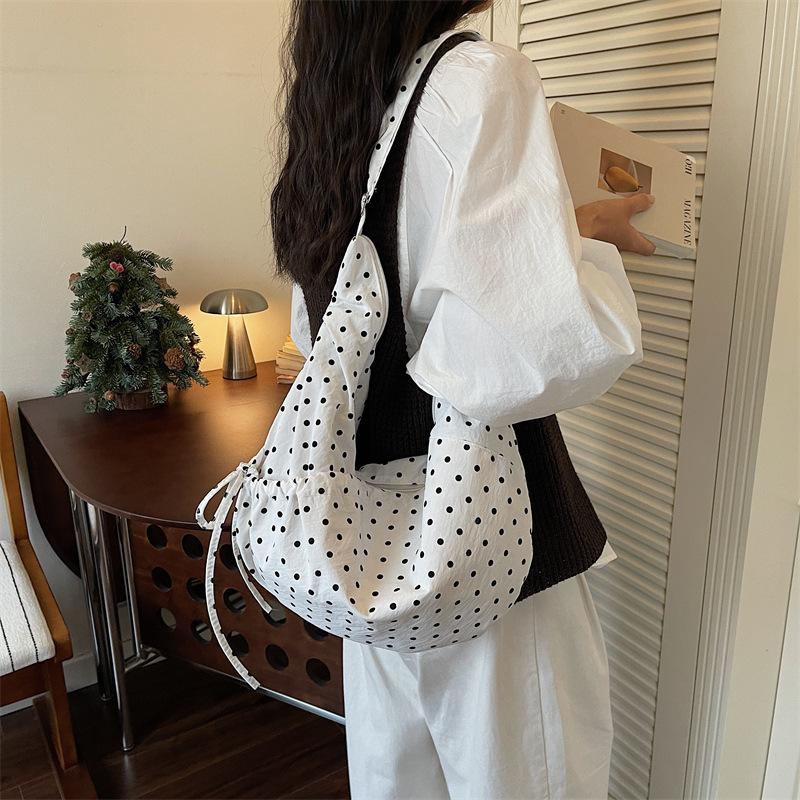 Sommer Mode Pendler Umhängetasche - Einfache Cross-body Wickeltasche in Dumpling-Form