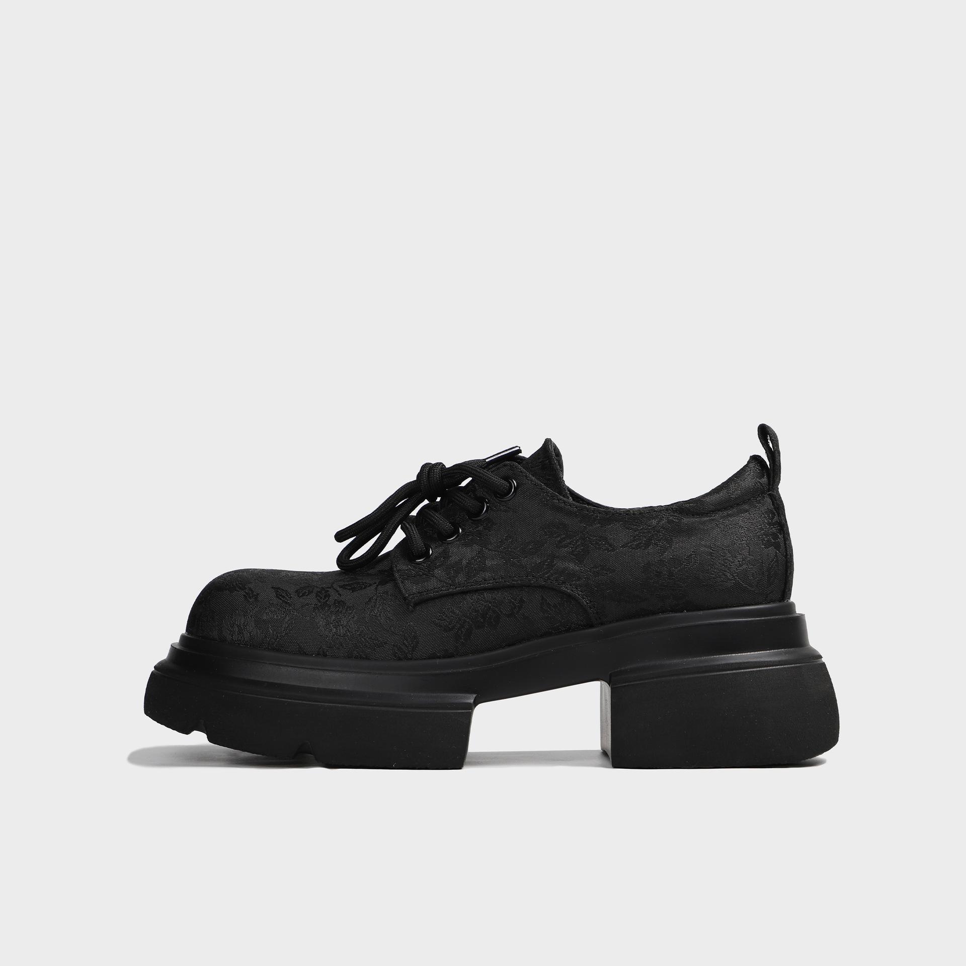 

Гуофэн одинарная обувь 2025 весна женские лоферы платформа толстая подошва толстая подошва высокий каблук маленькие кожаные туфли Гочао мода вышитый принт 39 чёрный