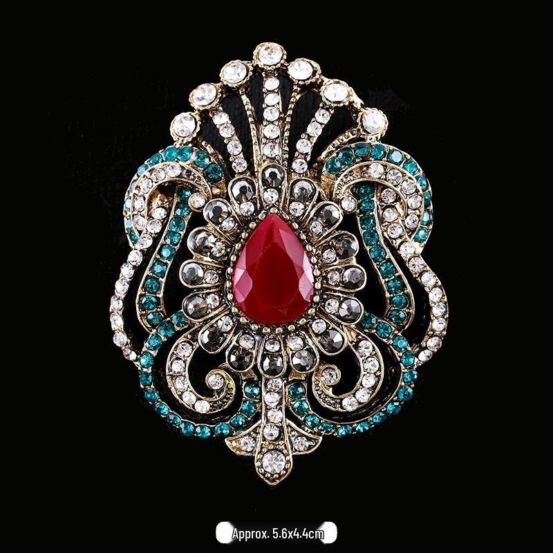 Baroque Style Crystal Brooch - Unisex Retro Palace Metal Lapel Pin