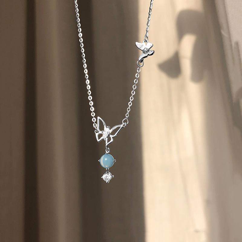 ANENJERY Hollow Butterfly Pendant Necklace for Women Silver Blue Stone Choker Necklaces Wedding Jewelry S-N718