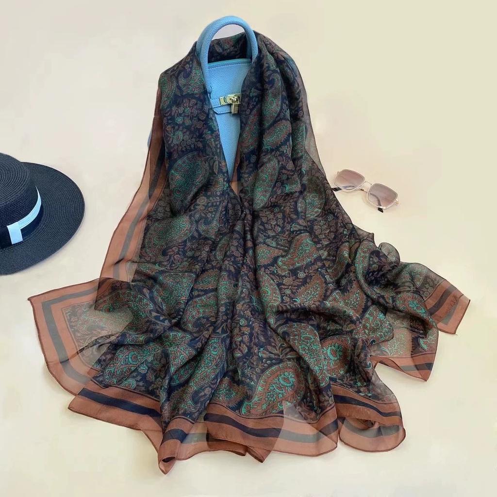 Stoles Wraps Silk Scarf Foulard Female Scarves Wraps Hijab Bandana Women Large-size Beach Shawls Muslim HijabsTravel Sunscreen