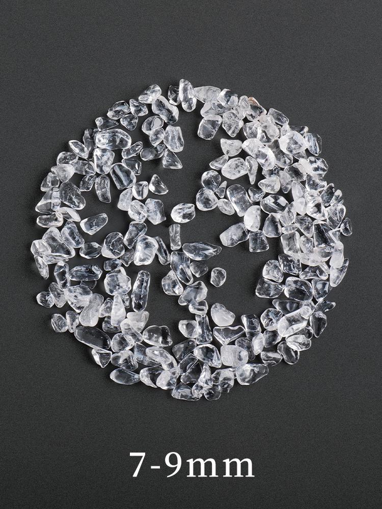 Natural Crystal Demagnetizing Bowl with Crushed Stones for Purifying Gemstone and Bracelet.