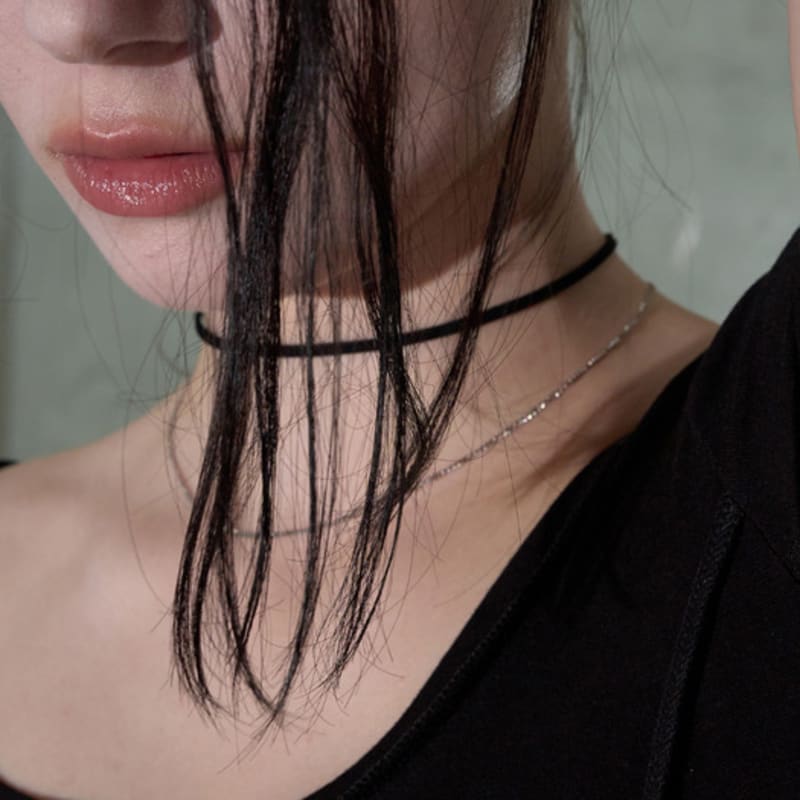 

HELENE PARIS One-Point Neck Lace [Black] OS