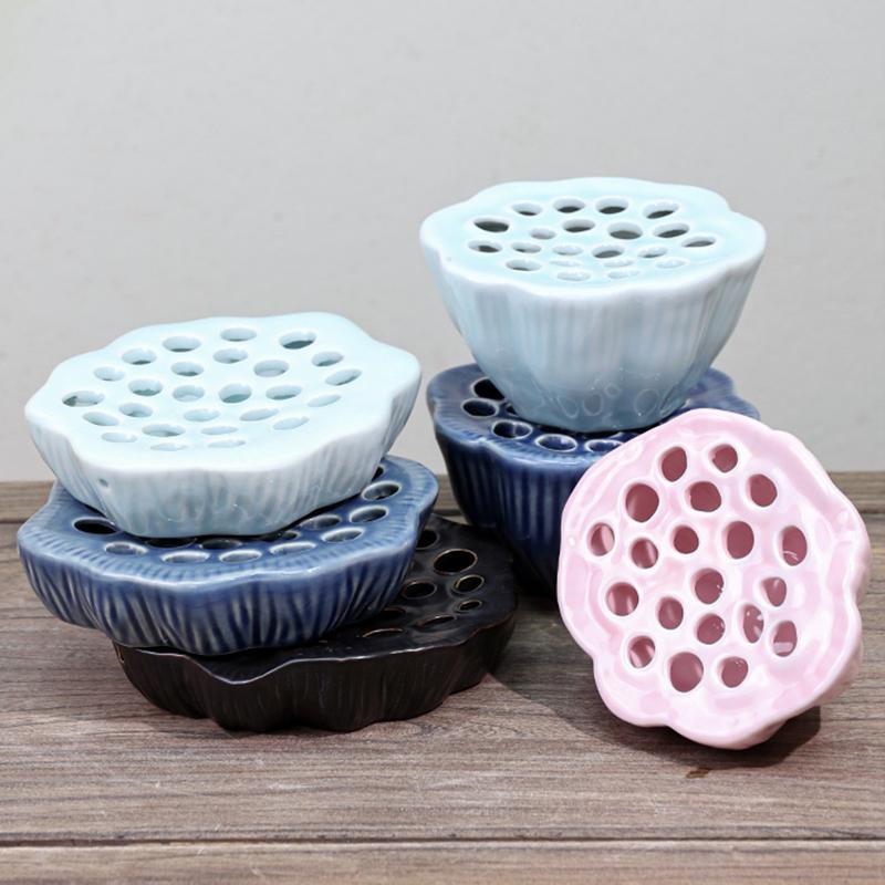 Japanese Style Ikebana Holder Ceramic Lotus Shape Ikebana Flower Arrangement Vase Tea Table Zen Kenzan Flower Art Fixed Tool