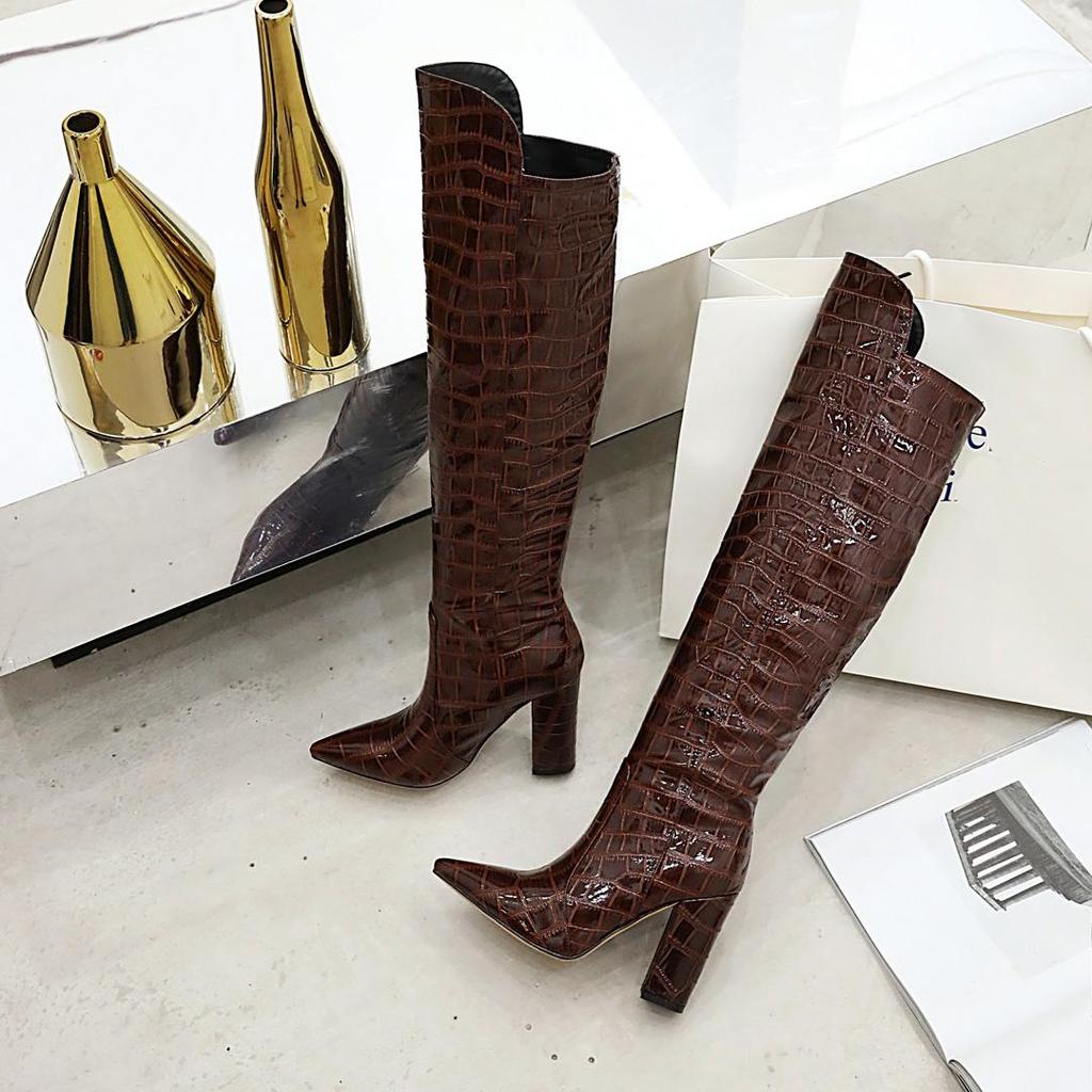 Q/Women's High Heel Boots New Fashion Pointed Thick Heel Crocodile Skin Pattern Large Size Boots