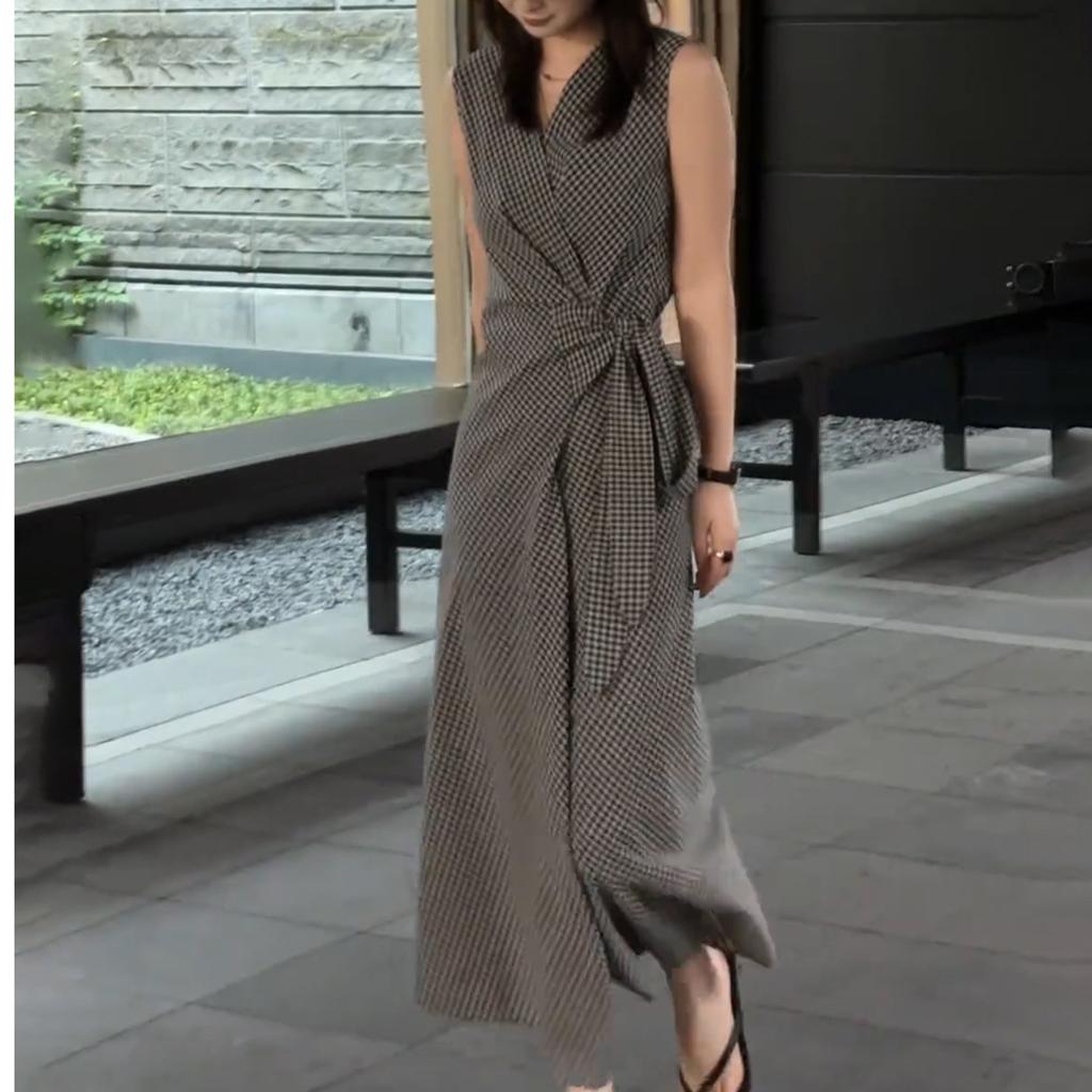 French Lace-up Waist Plaid Vest Dress Women's Summer New Models Are Popular Today, Black and Blue Skirts, Long Dresses
