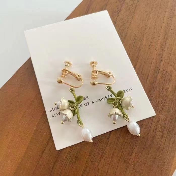 Lily of the Valley Bracelet Niche Design Sense High Mori French Retro Niche Light Luxury Super Fairy Girl Heart Pearl Bracelet