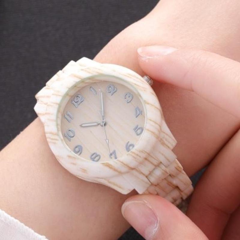 Uhr mit Bambusmuster, modisch, kreativ, aus Holz, Quarz, Sandelholz