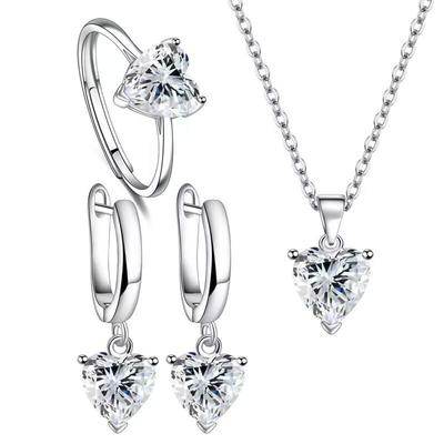 Ensemble de Bijoux en Zircon en Forme de Cœur: Boucles d'oreilles, Collier & Bague ouverte - Accessoires de mode élégants et luxueux