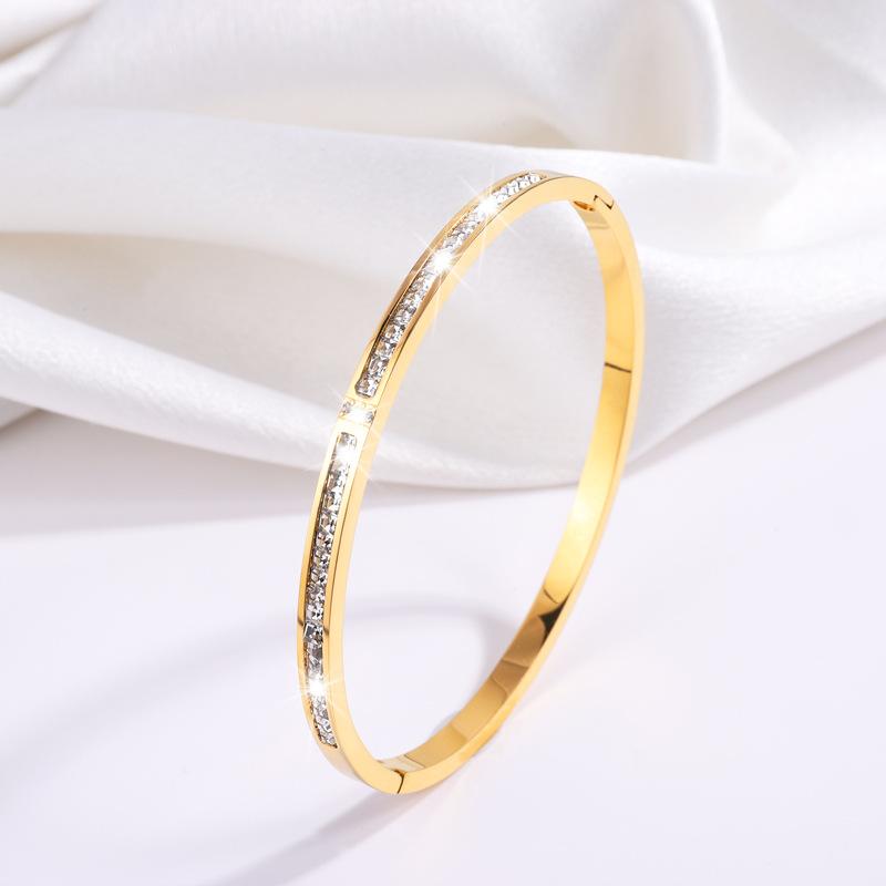 Fashionable, Classic, High-end, Luxurious, Three-star Gypsophila for Girls, Gift Bracelet for Besties