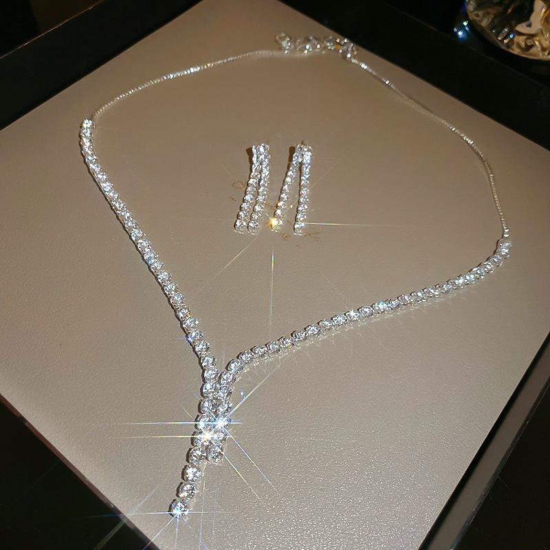 Zircon Geometric Tassel Necklace Earrings Set Premium Light Luxury Clavicle Chain Simple Commuter New Necklace Jewelry