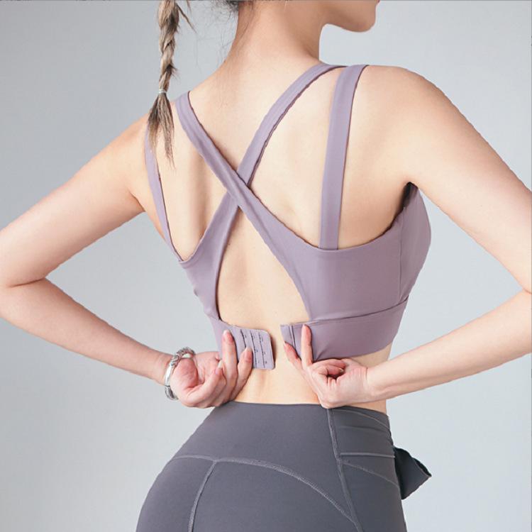 Plus Size Shock Absorbing Supportive Sports Bra for Running & Yoga