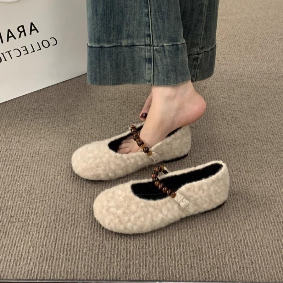 French flat-bottomed fairy wind 2025 round head pearl word with fluffy shoes women wear autumn and winter new cotton ladyshoes
