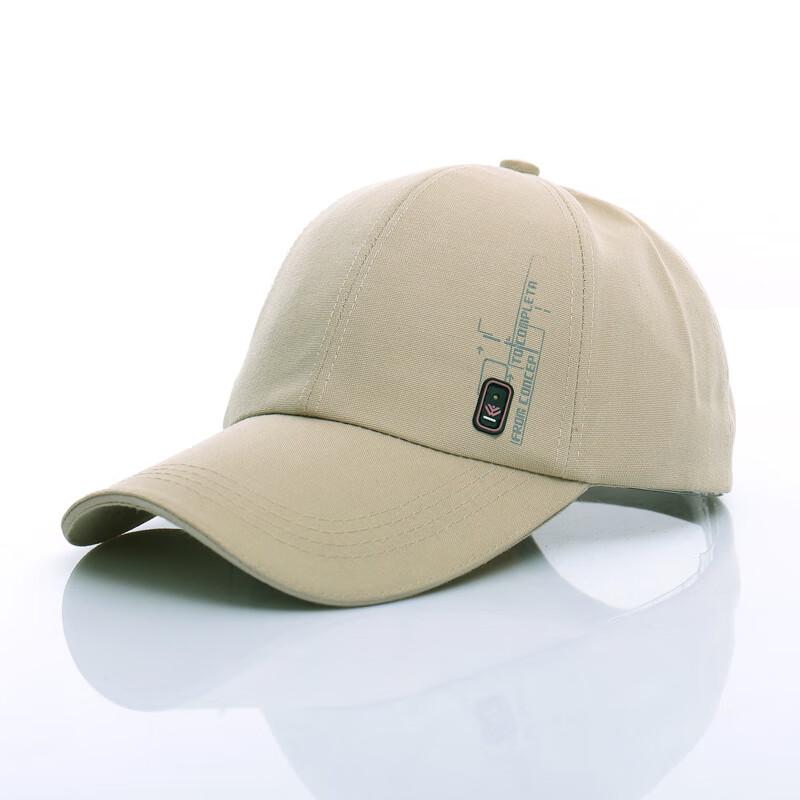 Мужская бейсболка с боковым значком и козырьком One Size