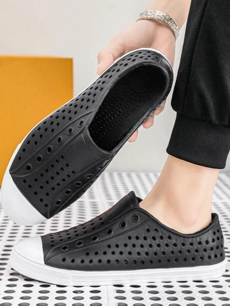 Mote Utendørssko for Menn Strand Stilig Farge Sommer 2025 Høy Kvalitet Pustende PVC Voksen Rabatt Casual Ny Mote Herresandaler