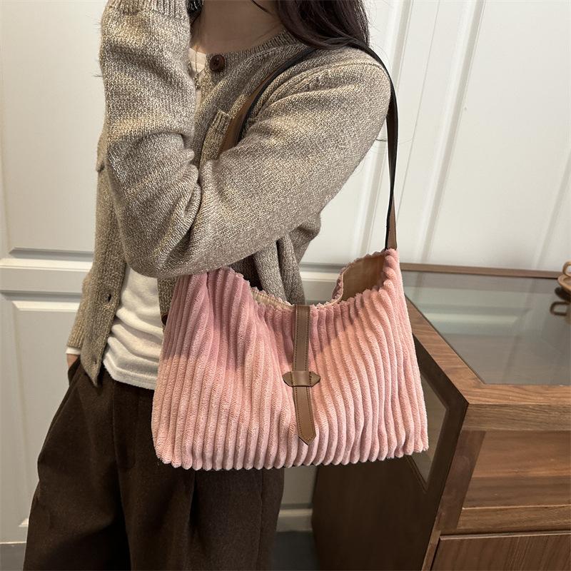 Einseitige Umhängetasche, Modisch und hochwertig, Pendler-Damenhandtasche mit großem Fassungsvermögen, Handliche Tragetasche