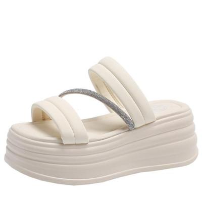 Mode Femmes Sandales à Plateforme Épaisses à Cristaux Talons Hauts Claquettes Gladiateur Femme Mode Tendance Nouvelles Été Plage Loisirs Tongs 7CM