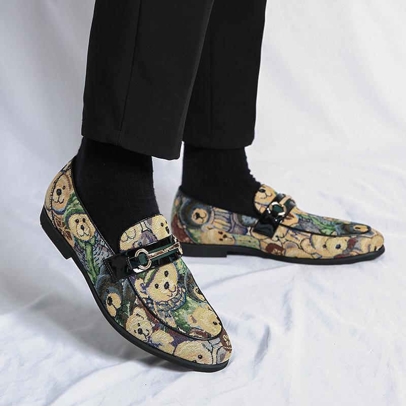 Fashion Flat casual men's New shoes Fashion and personalized design styles Nightclub Party Outdoor versatile shoes Slip on 38-47