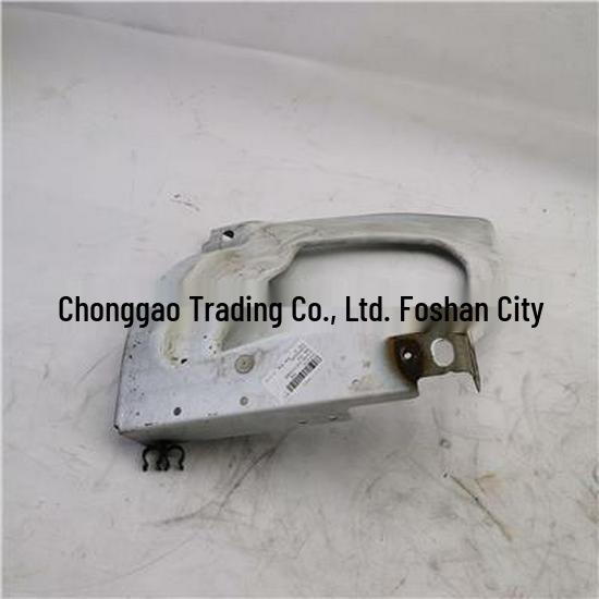 Right Headlight Frame Mounting Plate V1500010124A0
