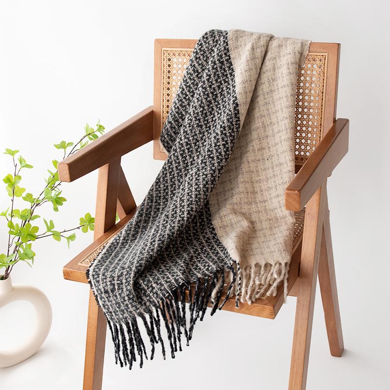 New Soft and Warm Faux Cashmere Checkered Retro Tassel Scarf A High End Women's Scarf Shawl