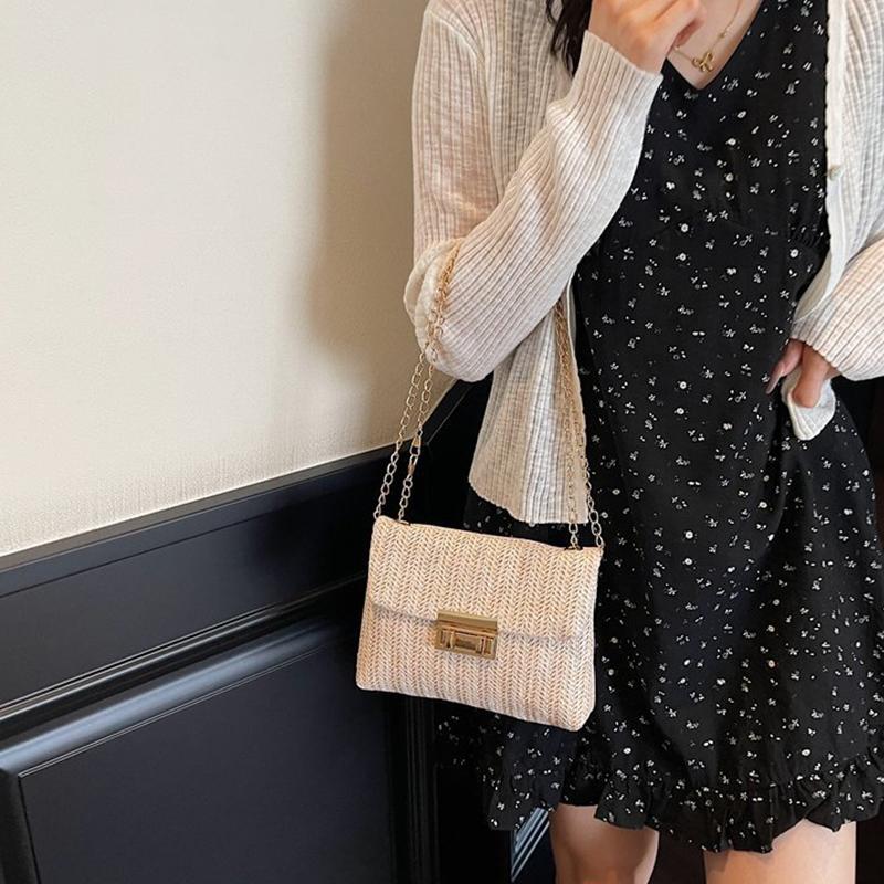 Buckle Closure Chain Crossbody Shoulder Bag Sweet Raffia Woven Women Sling Bag Solid Color Lightweight Beach Travel Purse