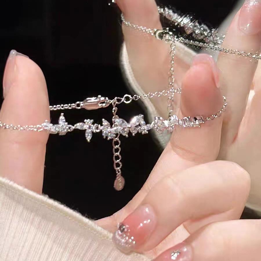 Elegant Wisteria Zircon Bracelet For Women Delicate And Luxurious Design Floral