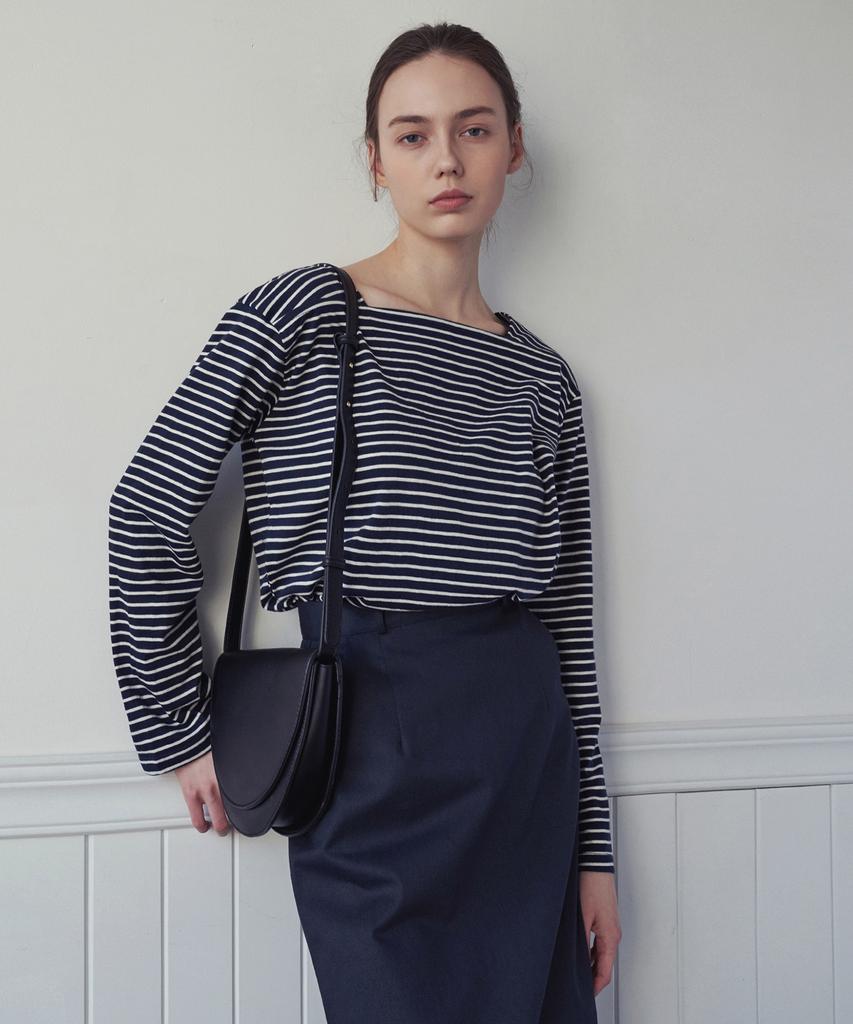 LOEIL Square Stripe T-Shirt - Navy