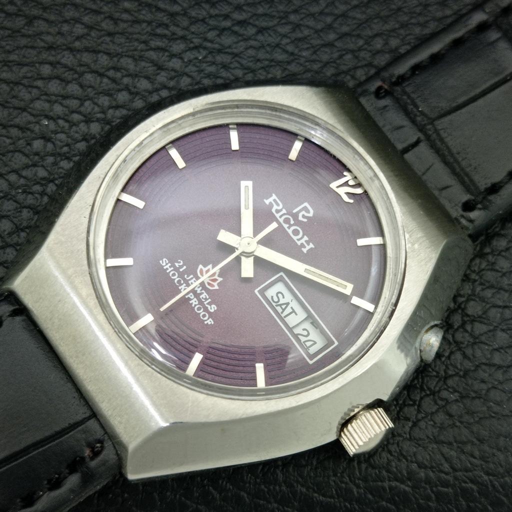 VINTAGE RICOH R31 AUTOMATIC JAPAN MENS PURPLE COLOR DIAL WATCH A709219-1