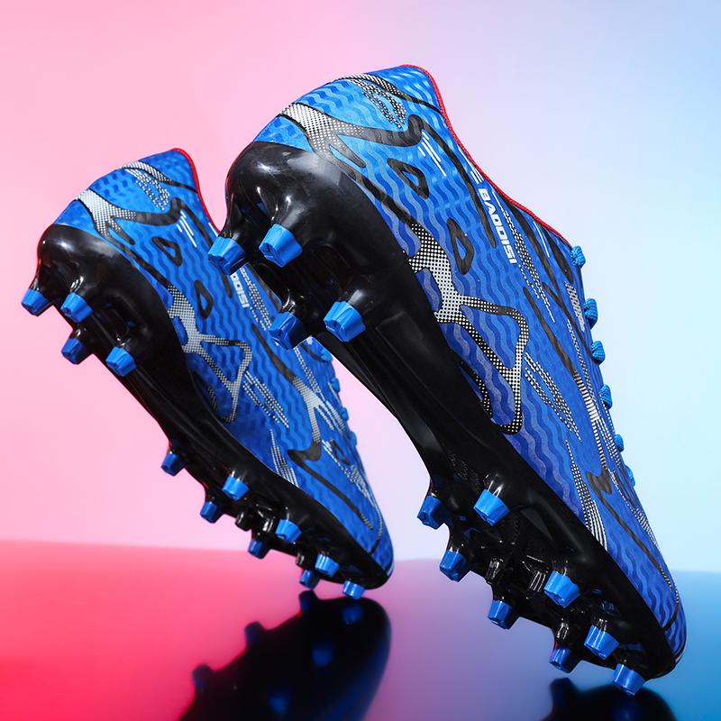 Soccer Shoes New Men Football Boots TF Sport Training Soft Ultralight Breathable Professional Sneakers Unisex Grass Cleats Match