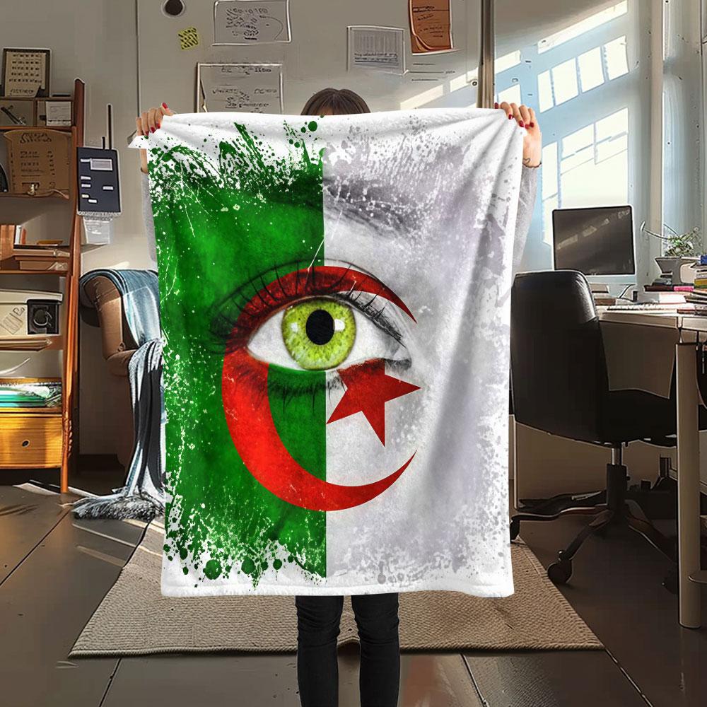 1PC Algeria National Football Team Patterned Flannel Blanket Suitable For All Seasons for Home Decor Warmth and Comfort Gifts Holiday Present