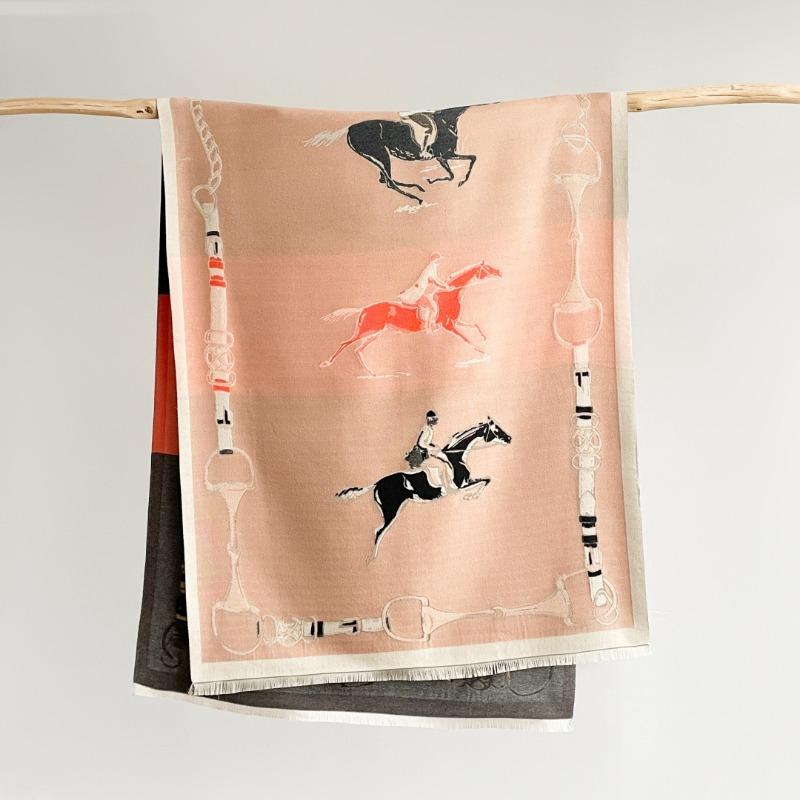 New retro knight horse imitation cashmere scarf, dual-purpose temperament, double-sided thickened student windproof scarf