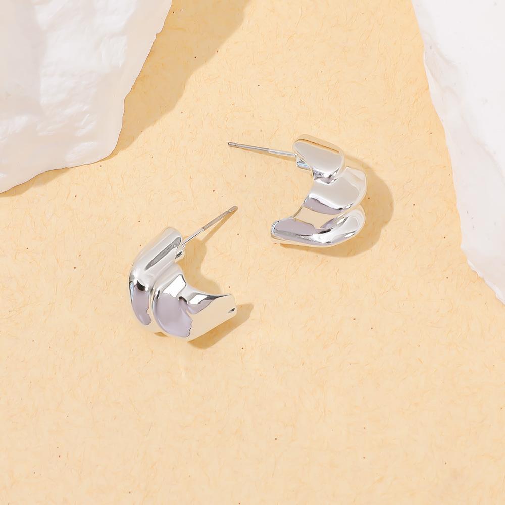 European and American irregular earrings geometric stainless steel personalized fashion stud earrings K gold titanium steel irregular light luxury