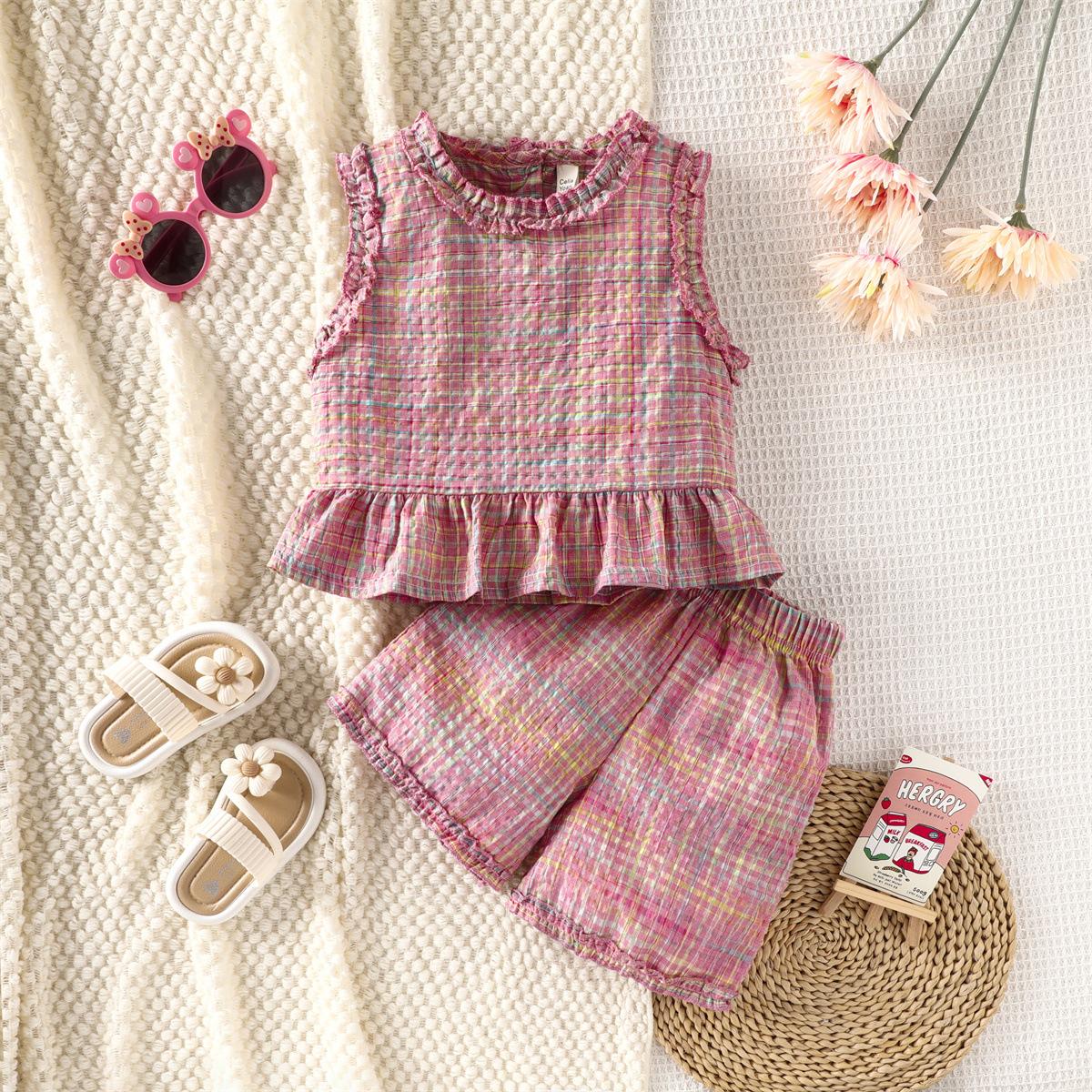 

Girls Sleeveless Top and Shorts Set Breathable Lightweight Fabric Summer Outfit for Kids Comfortable Fit Casual Style 130 рожевий
