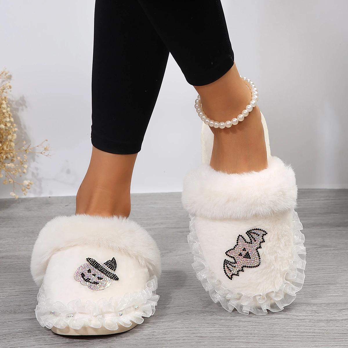 День всех святых. Плоские пушистые меховые тапочки. Женские блестящие заклепочные меховые — фото 6