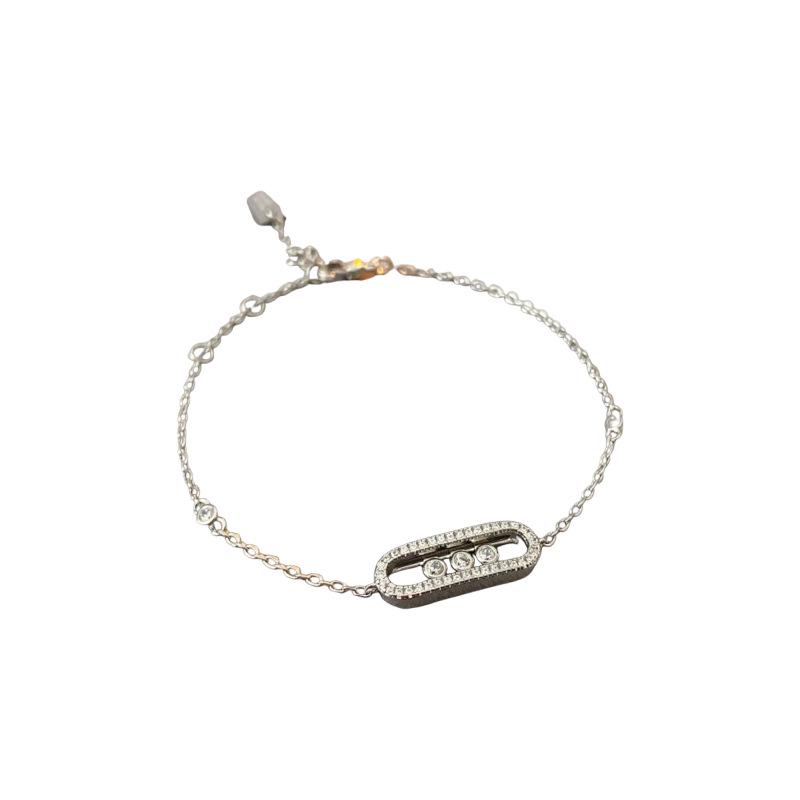 Set Collana e Bracciale Ovali in Zirconia: Eleganti Gioielli dallo Stile Freddo per Donna