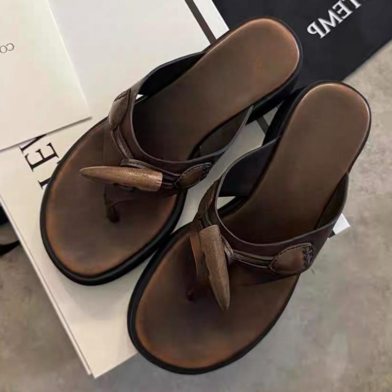 

Fashion Designer Brand Brown Thick Bottom Slippers Women Retro Cow Horn Buckle Decorative Slide Sandal Comfort Clip Toe Beach Flip Flops 40 коричневый