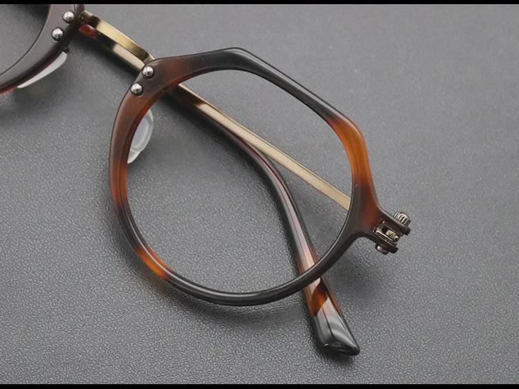 Retro Italian Handmade Pure Titanium Glasses Frame - Unisex Myopia Glasses with Mechanical Style